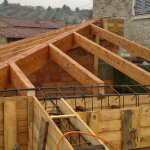 Quadra Servizi, Magione, Perugia, Progettazione, Realizzazione, Ristrutturazione, Manutenzione, Gestione cantieri, Assistenza tecnica, Sicurezza, Piscine, Strutture in legno, Strutture in acciaio, Edifici in cemento armato, Strade e parcheggi, Impianti tecnologici, Gestione delle aree verdi, Recinzioni, Risanamento umidità, Consolidamenti strutturali, Impermeabilizzazione, tetti in legno, bagni, Manufatti in cemento, Travi in legno